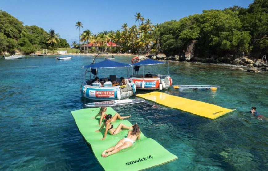 DONUT BOAT aux Saintes (Journée complète)