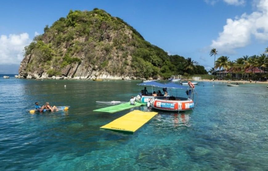 DONUT BOAT aux Saintes (Journée complète)