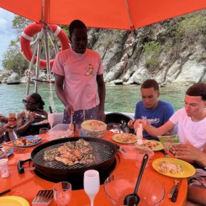 DONUT BOAT pour 5 aux saintes